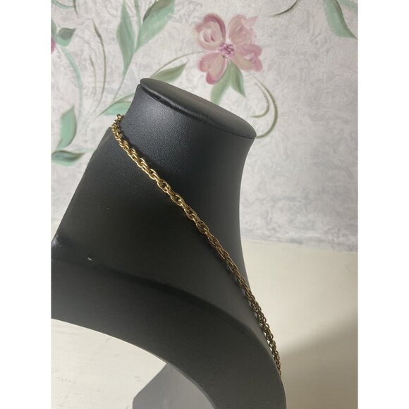 Gold Tone Twisted Rope Chain Necklace Jewelry Accessory - Picture 4 of 4